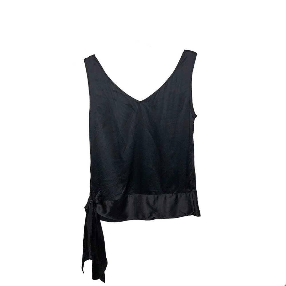 theory black sleeveless blouse
